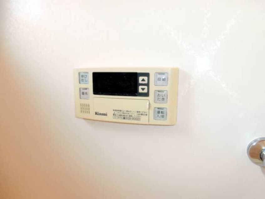  フローラル・アイ