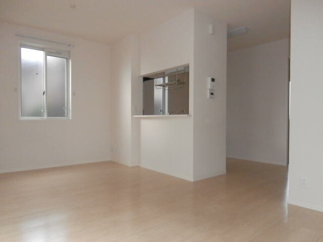  レジデンス有本