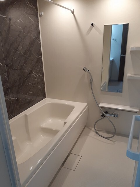  きのくに線・紀勢本線/和歌山市駅 バス10分北島橋下車:停歩5分 2階 築4年