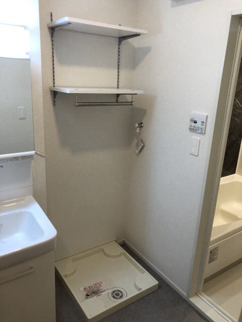 同仕様 きのくに線・紀勢本線/和歌山市駅 バス10分北島橋下車:停歩5分 2階 築4年