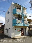 紀泉ビルの外観