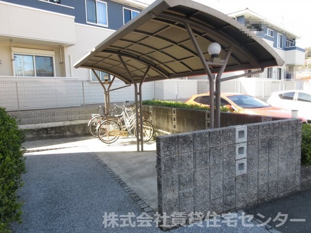  阪和線・羽衣線/六十谷駅 バス12分楠見行者前下車:停歩3分 1階 築20年