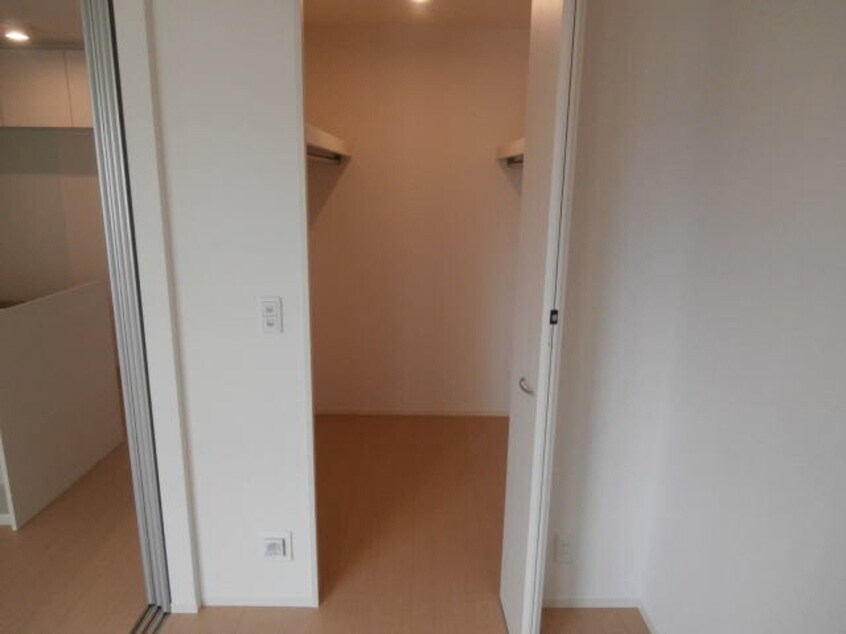  きのくに線・紀勢本線/和歌山市駅 バス15分北島下車:停歩5分 2階 築10年