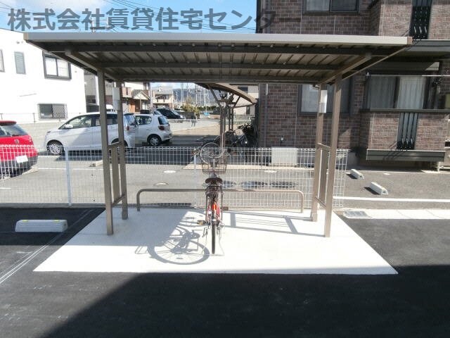  きのくに線・紀勢本線/和歌山市駅 バス15分北島下車:停歩5分 2階 築10年