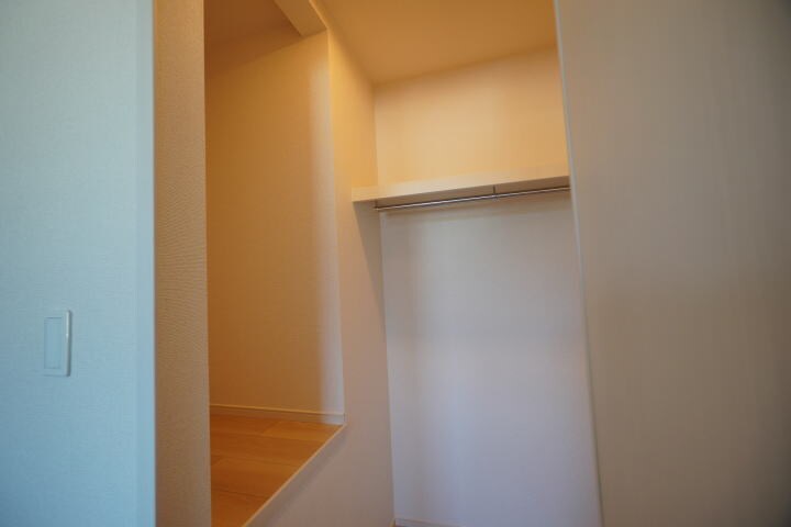  南海本線/和歌山市駅 徒歩18分 2階 築4年