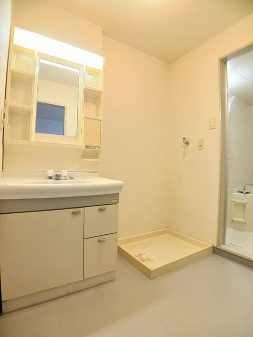  南海加太線/東松江駅 徒歩18分 1階 築32年