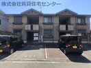 パインズコートの外観
