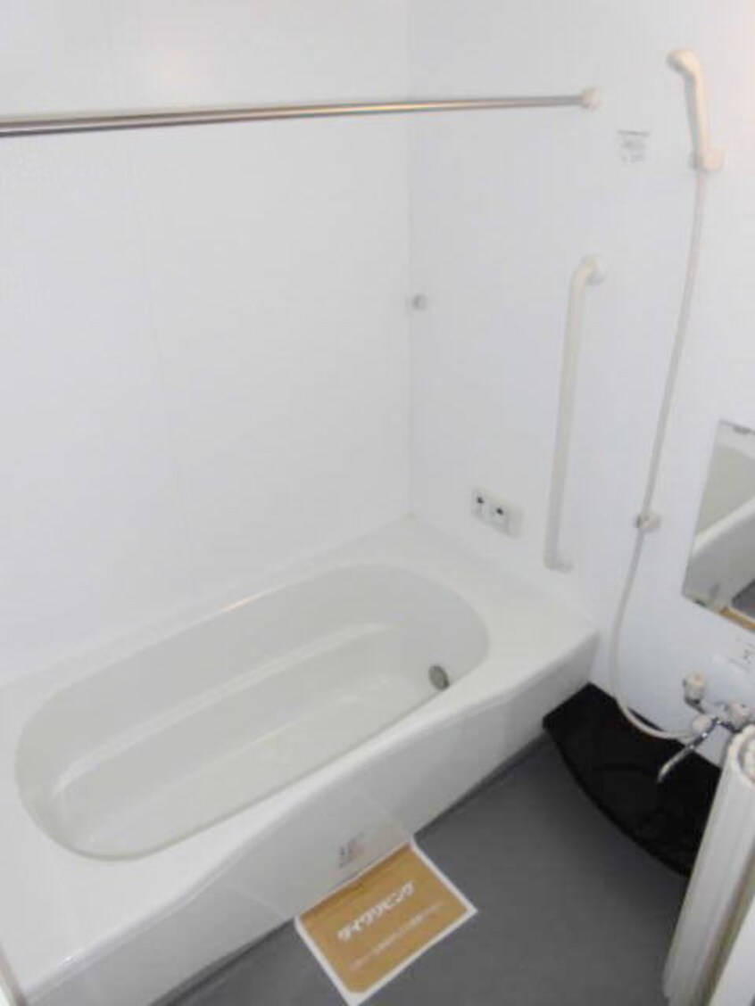 同仕様 フェリーチェ小雑賀　A棟