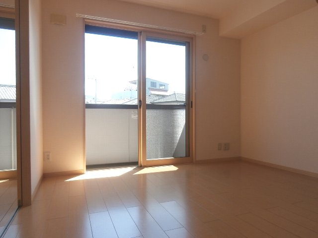  サンヴィレッジ田尻 A棟