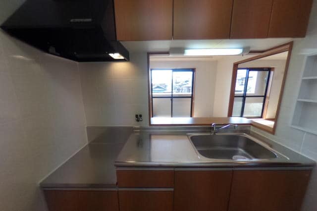  ピア・シティー岸上