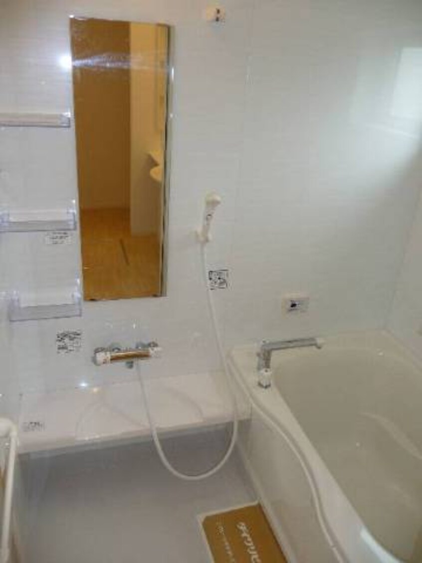  阪和線・羽衣線/六十谷駅 バス14分大谷東下車:停歩1分 1階 築12年