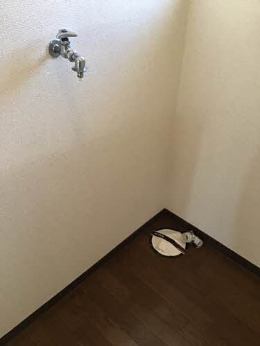  ラベニュー谷口