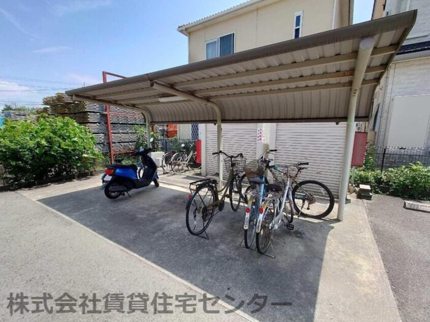  阪和線・羽衣線/六十谷駅 バス12分公民館前下車:停歩7分 2階 築22年