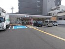 セブンイレブン和歌山友田町４丁目店様(コンビニ)まで661m レジデンスＴＫ 吉田