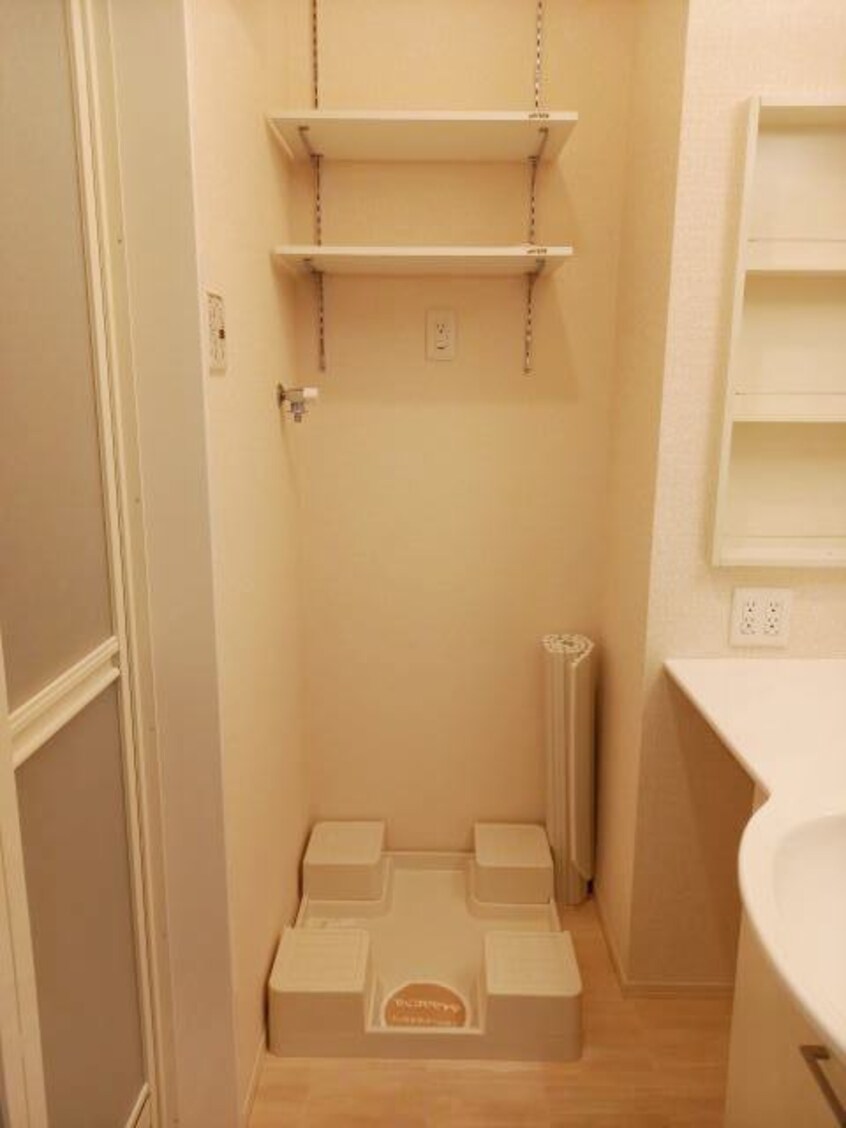 同仕様 D-room内原