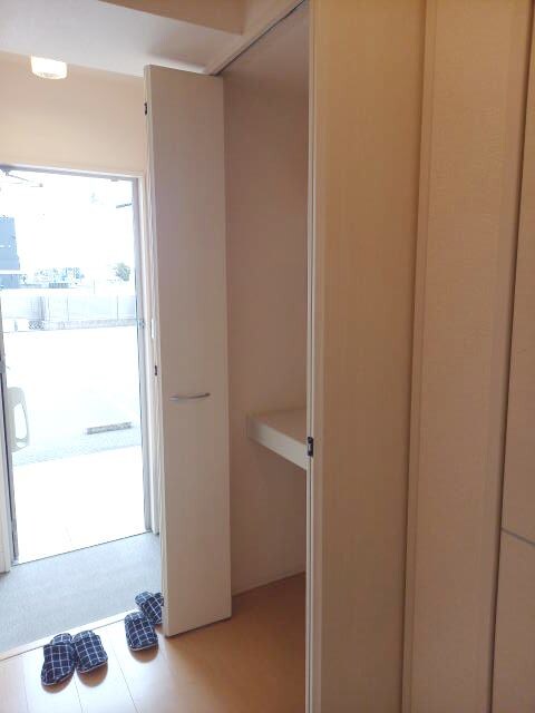 同仕様 D-room内原