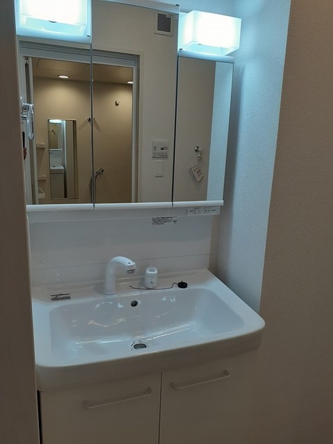  きのくに線・紀勢本線/和歌山市駅 バス10分北島橋下車:停歩5分 2階 築4年