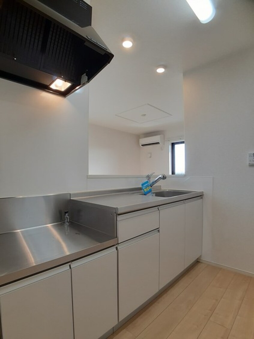  南海加太線/東松江駅 徒歩18分 2階 築7年