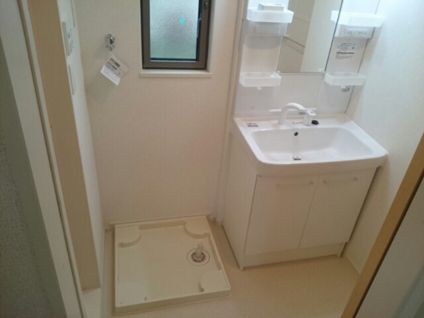  南海加太線/東松江駅 徒歩16分 2階 築6年