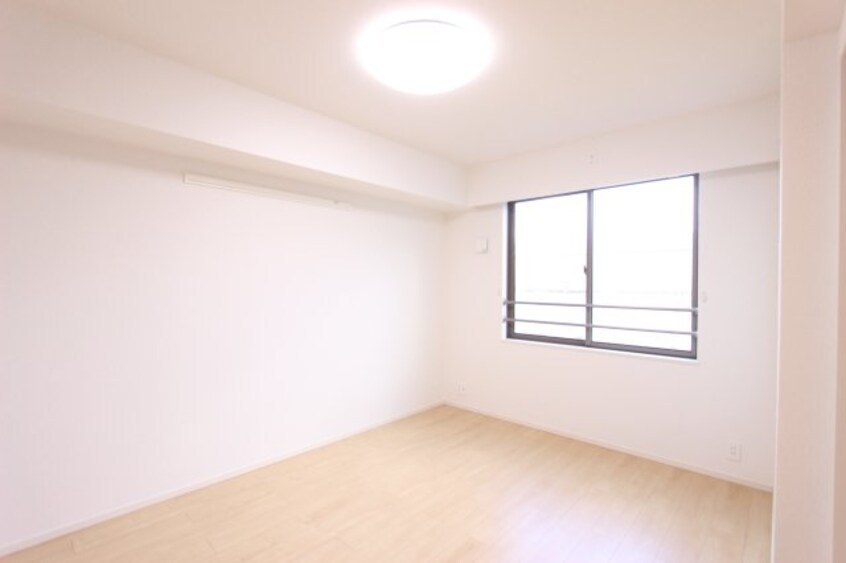  南海加太線/東松江駅 徒歩16分 2階 築6年