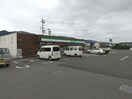 ファミリーマート かつらぎ大谷店様(コンビニ)まで1133m ミニョンパンセ