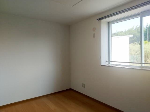  トムテヒュース