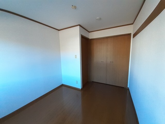  メゾンコニファーⅡ