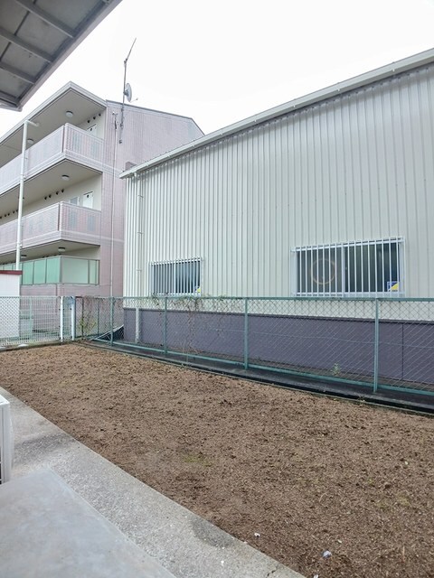  南海加太線/東松江駅 徒歩18分 1階 築32年