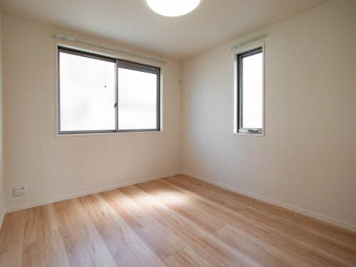  シャーメゾンフローラ