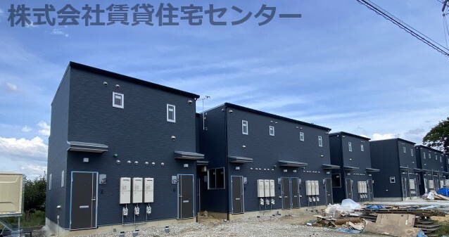 施工例※実際の建物とは、外壁、窓の開口部の位置等のデザインが TJ本脇