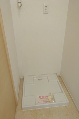  コッティ　クスミール