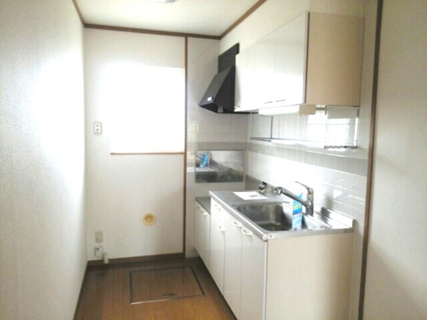  阪和線・羽衣線/六十谷駅 徒歩23分 1階 築24年