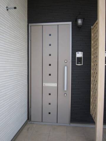  南海加太線/東松江駅 徒歩5分 2階 築6年