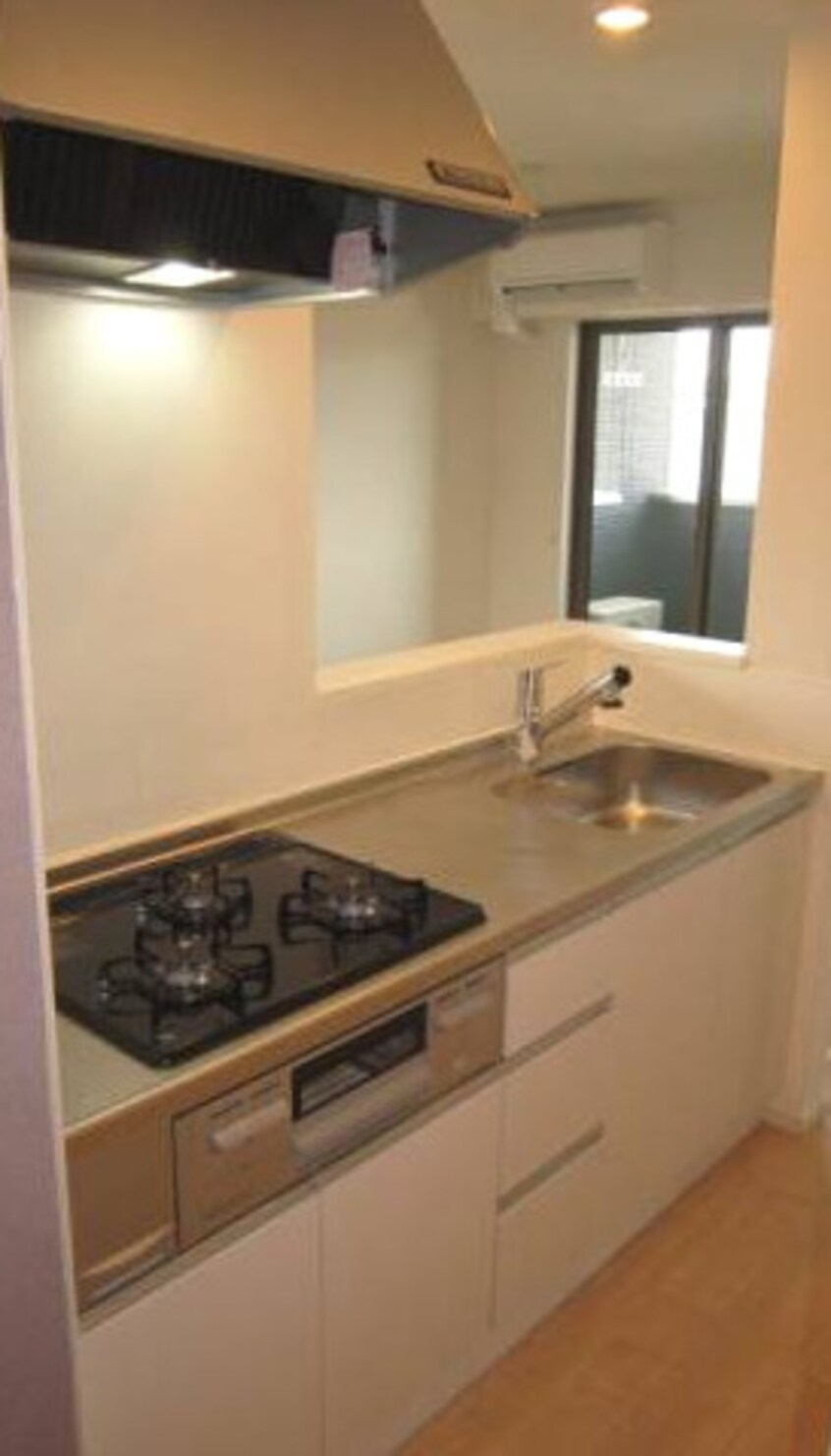  南海加太線/東松江駅 徒歩5分 2階 築6年