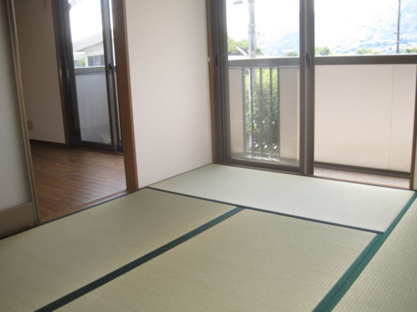 同仕様 センチュリーハイツ