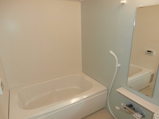  コーラルヴィラ出島Ａ