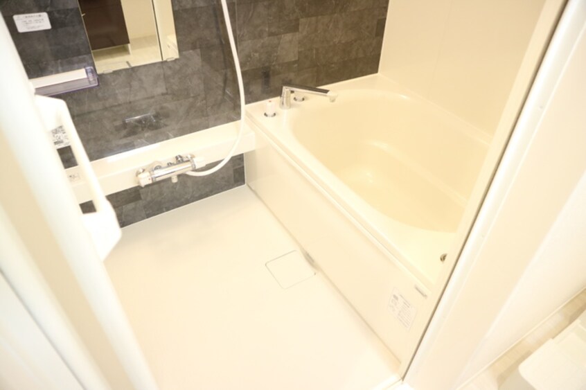  阪和線・羽衣線/和歌山駅 徒歩13分 1階 築7年