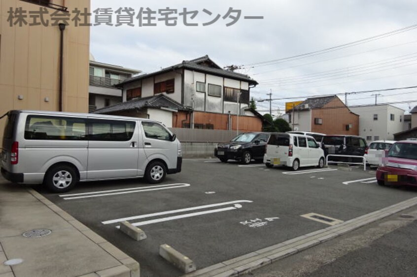  阪和線・羽衣線/和歌山駅 徒歩13分 1階 築7年