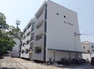 川端マンションの外観