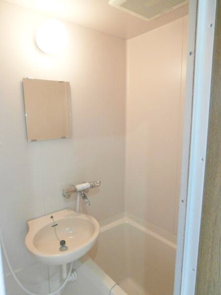  グランメール三葛