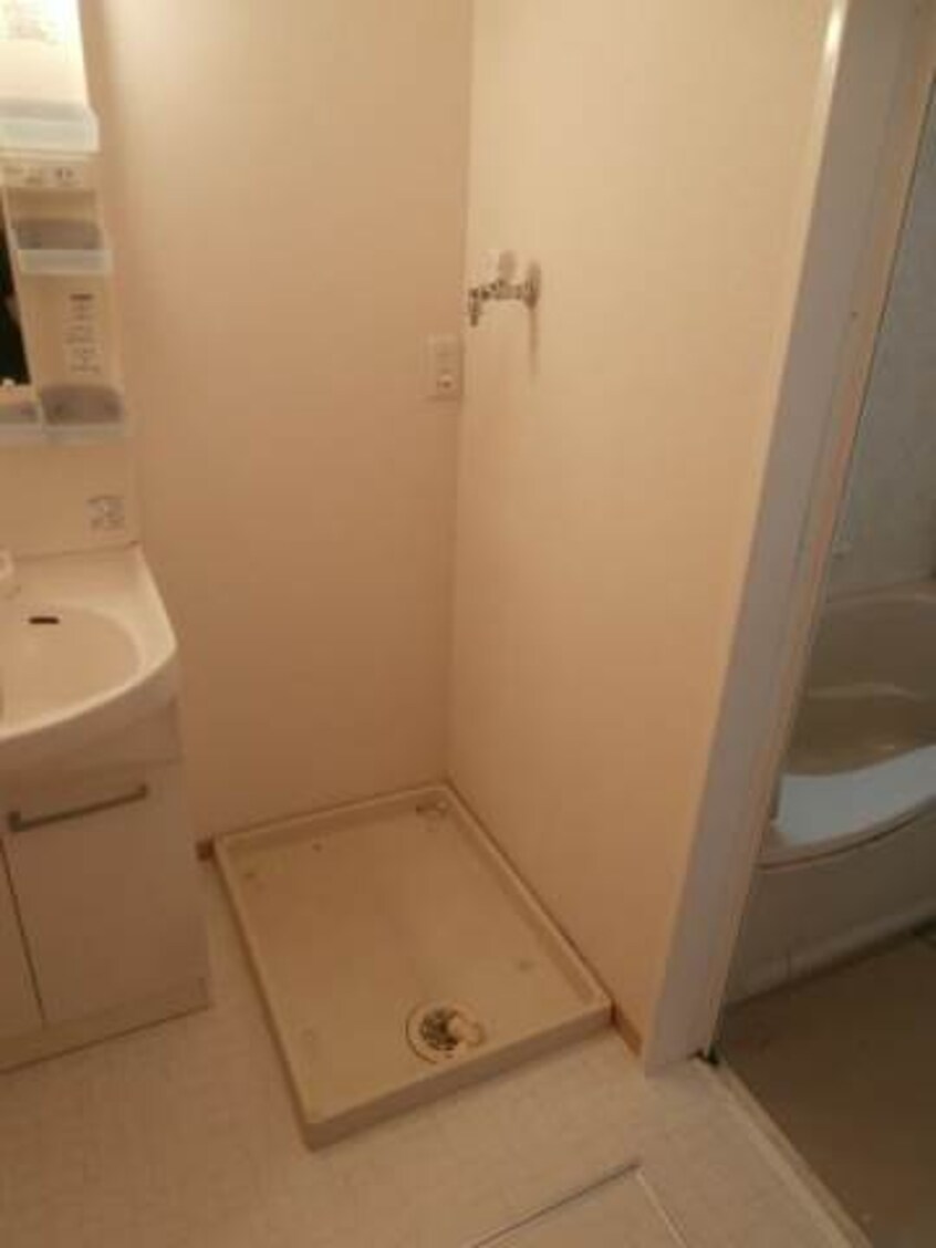  阪和線・羽衣線/和歌山駅 徒歩14分 1-2階 築18年