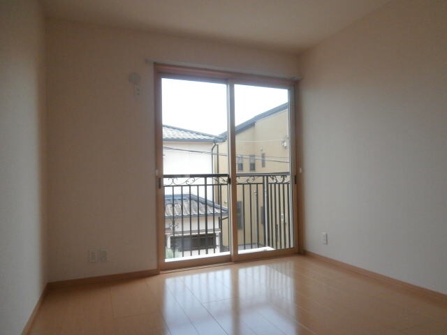  阪和線・羽衣線/和歌山駅 徒歩14分 1-2階 築18年