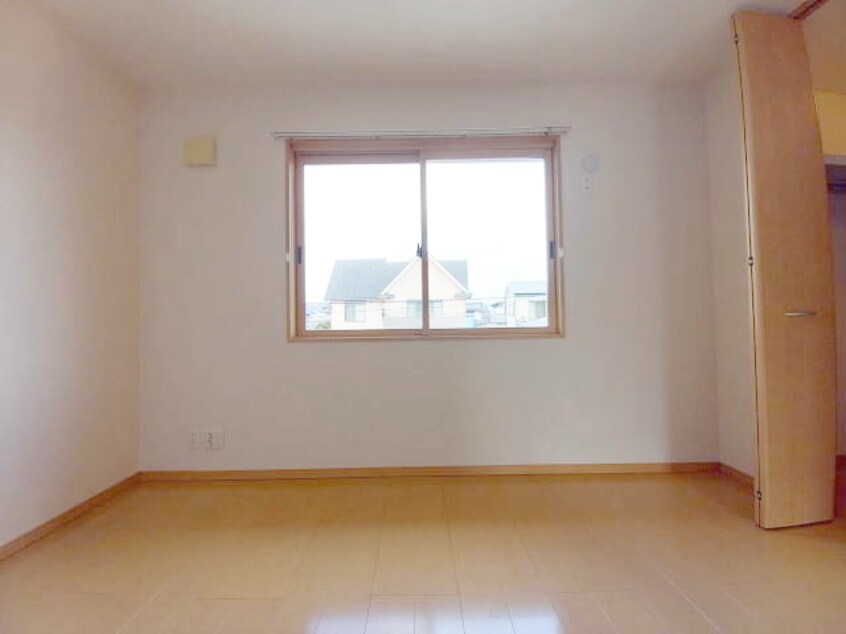  阪和線・羽衣線/和歌山駅 徒歩14分 1-2階 築18年