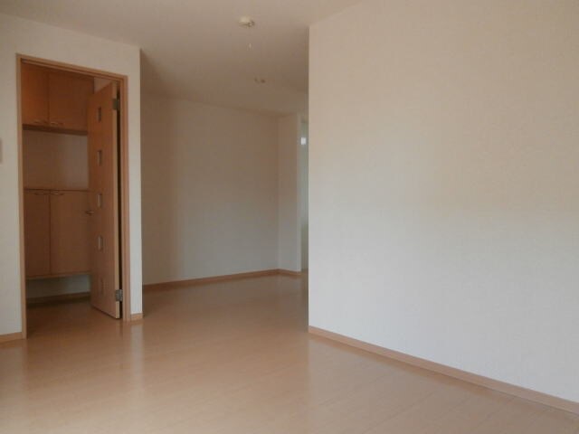  阪和線・羽衣線/和歌山駅 徒歩14分 1-2階 築18年