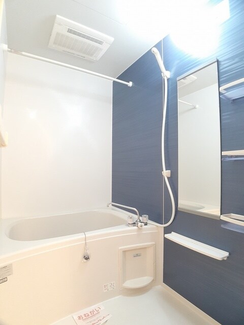  阪和線・羽衣線/紀伊駅 徒歩8分 1階 築16年