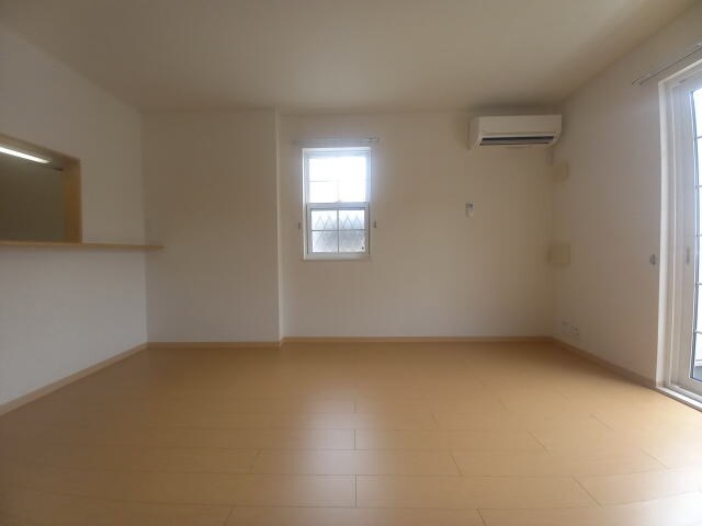  阪和線・羽衣線/紀伊駅 徒歩8分 1階 築16年