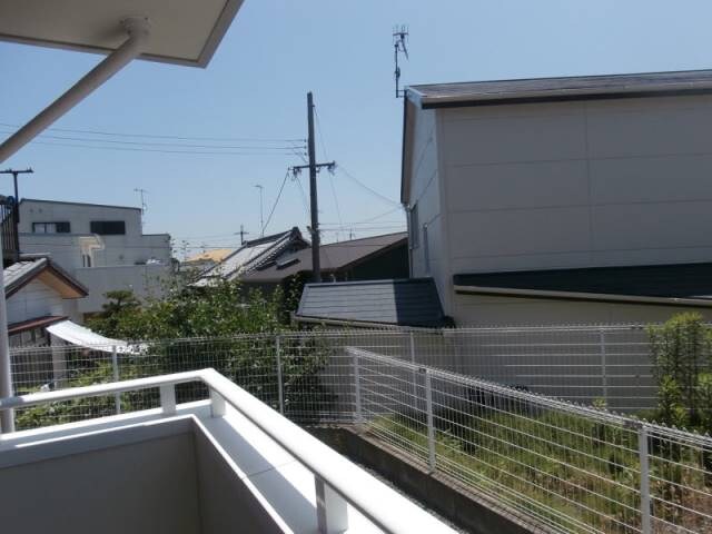  阪和線・羽衣線/紀伊駅 徒歩8分 1階 築16年