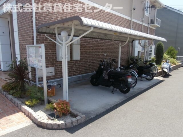  阪和線・羽衣線/紀伊駅 徒歩8分 1階 築16年