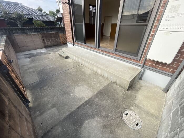  阪和線・羽衣線/紀伊中ノ島駅 徒歩13分 1-2階 築22年