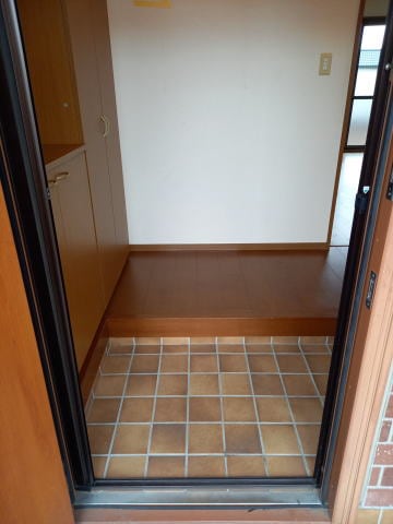  阪和線・羽衣線/紀伊中ノ島駅 徒歩13分 1-2階 築22年